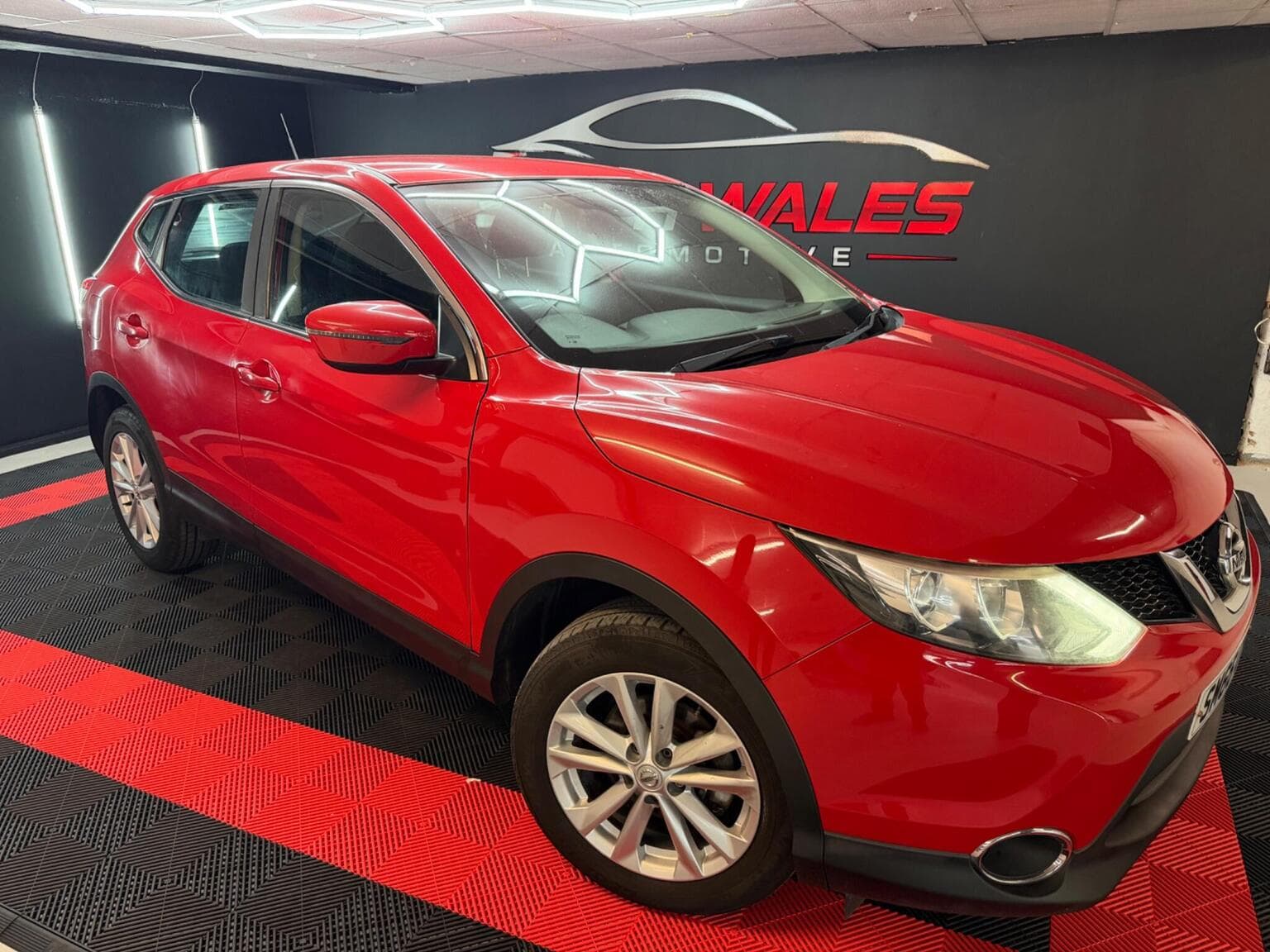 Nissan Qashqai 1.5 dCi Acenta 2WD Euro 6 (s/s) 5dr — photo 5