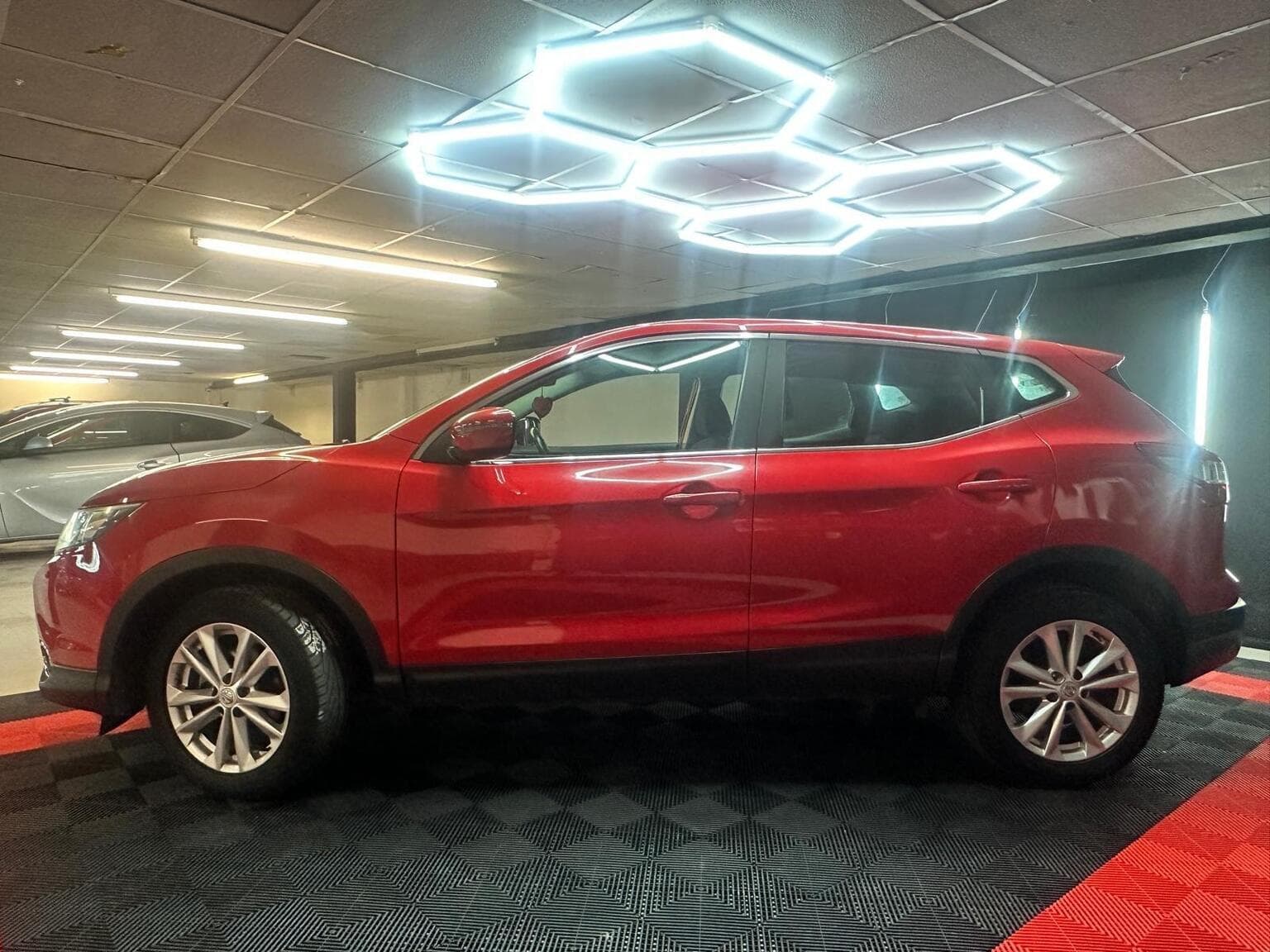 Nissan Qashqai 1.5 dCi Acenta 2WD Euro 6 (s/s) 5dr — photo 14